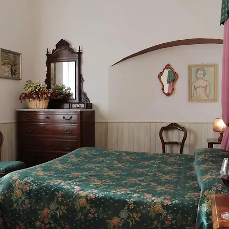 Fattoria Del Colle Bauernhof *